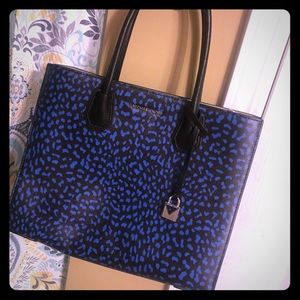 Michael Kors ‘Mercer’ bag euc blue leopard